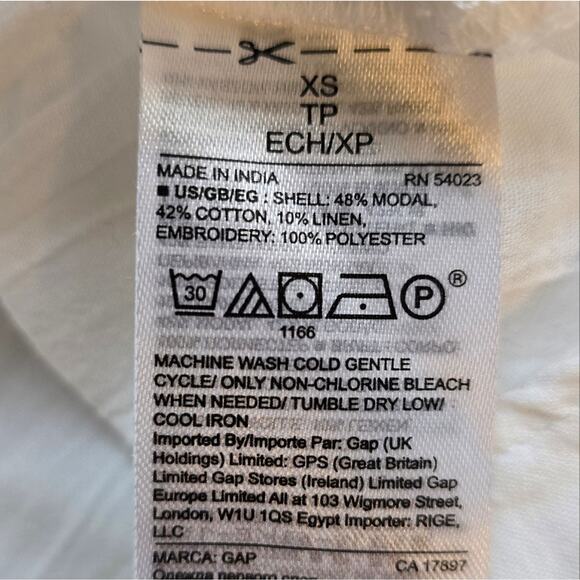 M Love By Gap White Embroidered Square Neck Tank Top Blue Accents Womens Size XS - Picture 10 of 10